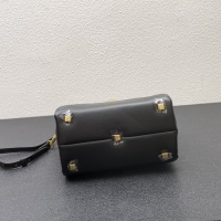 $108.00 USD Valentino AAA Quality Messenger Bags For Women #992322