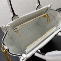 $108.00 USD Valentino AAA Quality Messenger Bags For Women #992325