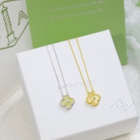 $39.00 USD Van Cleef & Arpels Necklaces For Women #992860