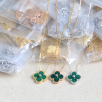 $39.00 USD Van Cleef & Arpels Necklaces For Women #992876