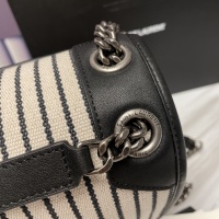 $192.00 USD Yves Saint Laurent YSL AAA Quality Messenger Bags For Women #994586