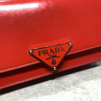 $92.00 USD Prada AAA Quality Messeger Bags For Women #994704