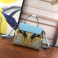 $172.00 USD Versace AAA Quality Messenger Bags For Women #994993