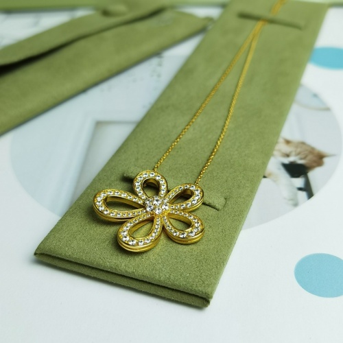 Replica Van Cleef & Arpels Necklaces For Women #1001037 $36.00 USD for Wholesale