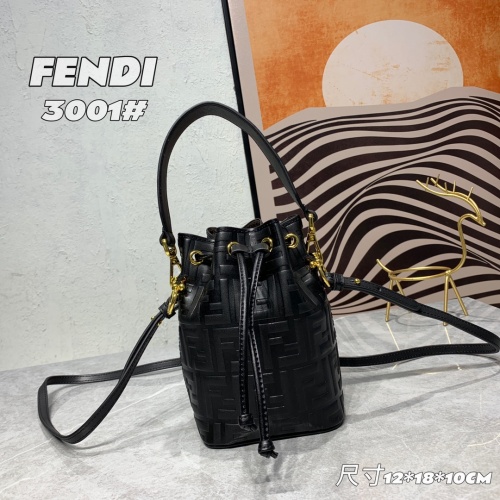 Fendi AAA Quality Messenger Bags For Women #1001766