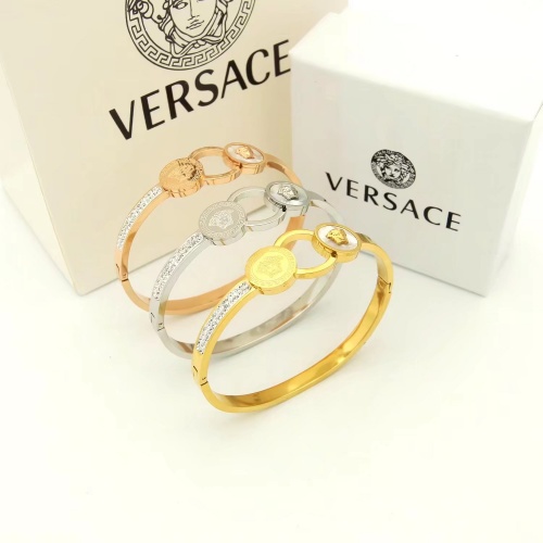 Replica Versace Bracelet #1001988 $27.00 USD for Wholesale