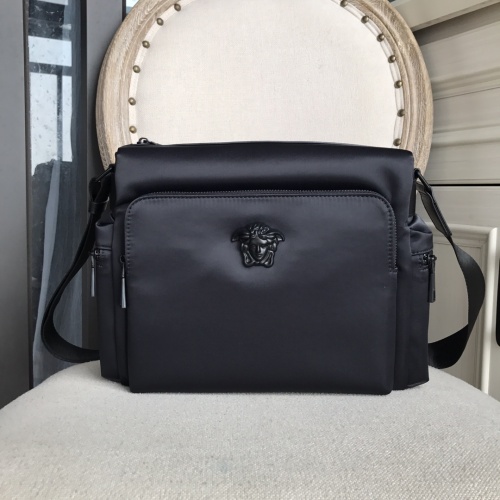 Versace AAA Man Messenger Bags #1002035