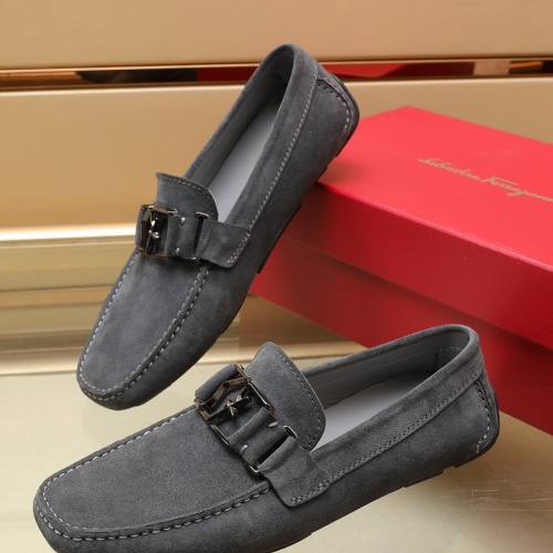 Salvatore Ferragamo Leather Shoes For Men #1002427