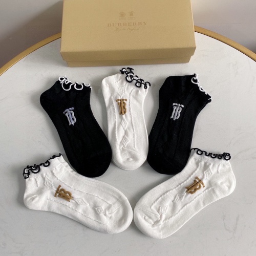 Replica Burberry Socks #1003181 $27.00 USD for Wholesale