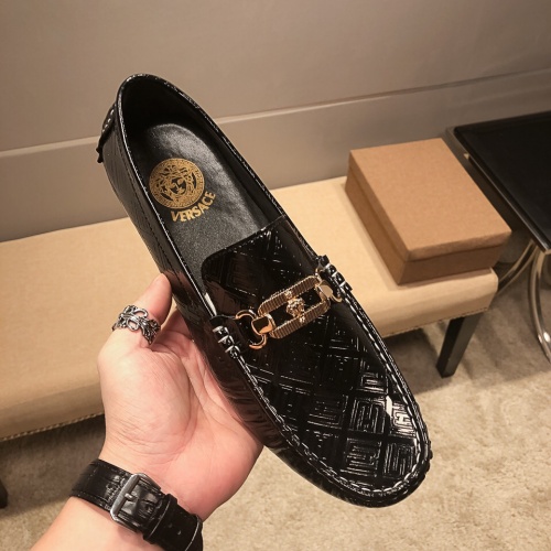 Versace Leather Shoes For Men #1003294