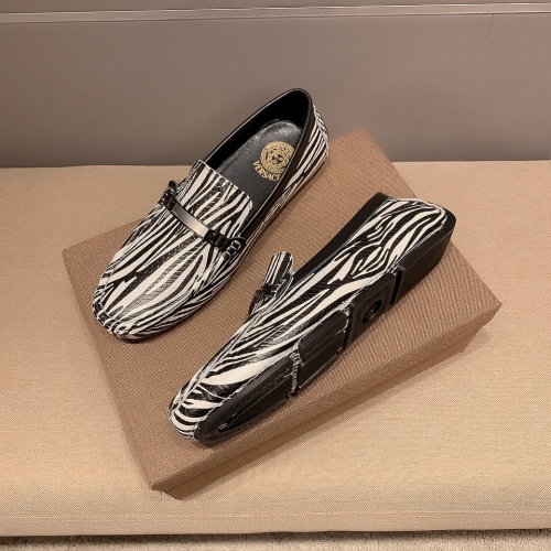 Versace Leather Shoes For Men #1003355 $82.00 USD, Wholesale Replica Versace Leather Shoes