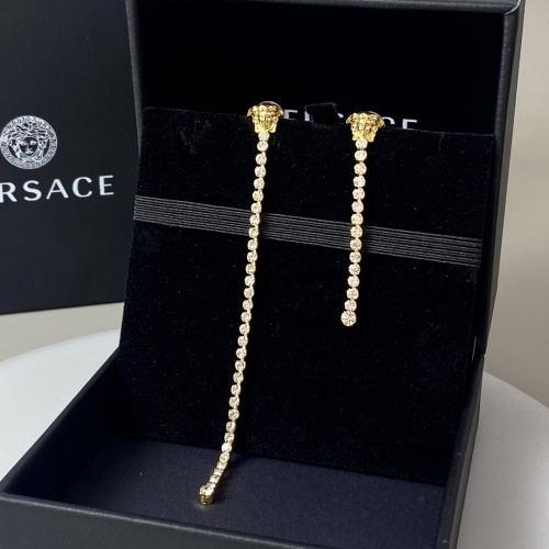 Versace Earrings For Women #1003930
