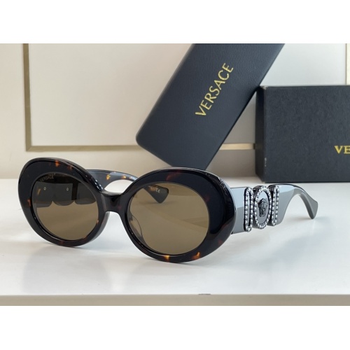 Versace AAA Quality Sunglasses #1004097