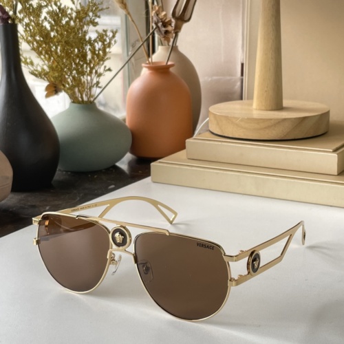 Versace AAA Quality Sunglasses #1004111