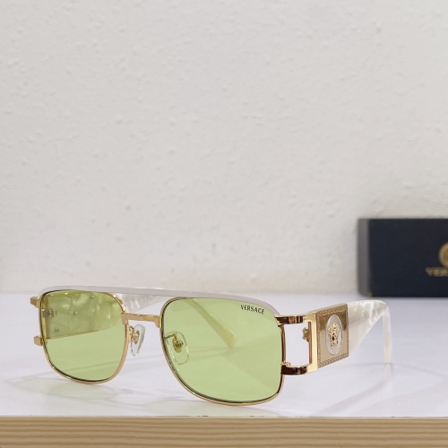 Versace AAA Quality Sunglasses #1004136