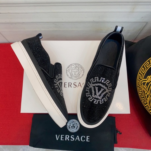 Versace Casual Shoes For Men #1004699 $76.00 USD, Wholesale Replica Versace Casual Shoes