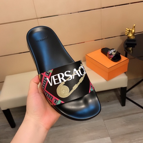 Versace Slippers For Men #1005021