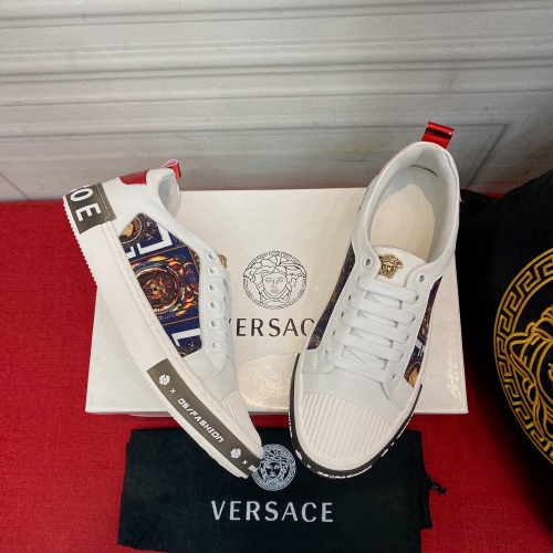 Versace Casual Shoes For Men #1005313