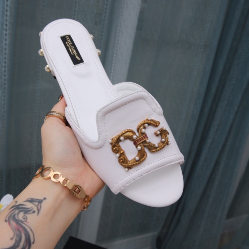 Replica Dolce & Gabbana D&G Slippers For Women #1005474 $72.00 USD for Wholesale