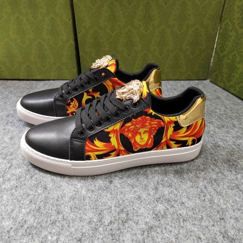 Versace Casual Shoes For Men #1005562