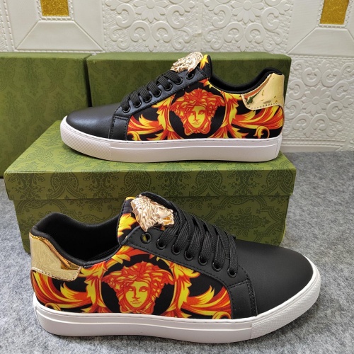 Replica Versace Casual Shoes For Men #1005562 $72.00 USD for Wholesale