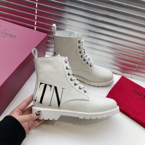 Valentino Boots For Women #1005687