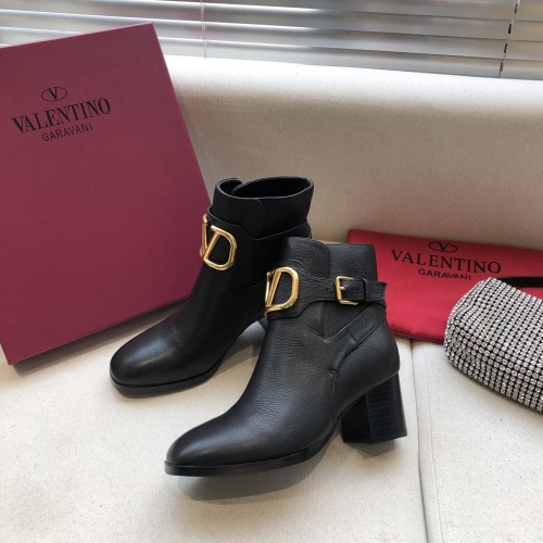 Valentino Boots For Women #1005692