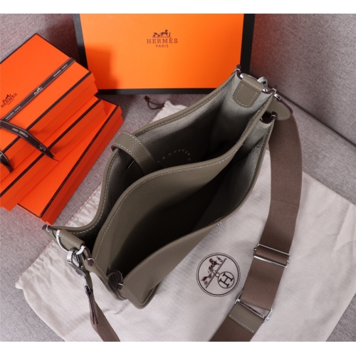 Replica Hermes AAA Quality Messenger Bags For Women #1005944 $125.00 USD for Wholesale