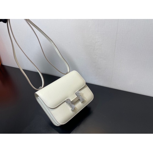 Replica Hermes AAA Quality Messenger Bags For Women #1006022 $363.64 USD for Wholesale