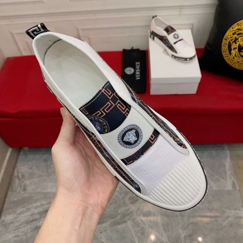 Replica Versace Casual Shoes For Men #1006318 $72.00 USD for Wholesale