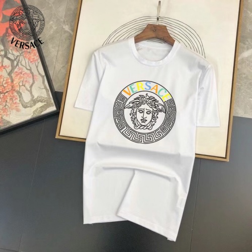 Versace T-Shirts Short Sleeved For Unisex #996150 $25.00 USD, Wholesale Replica Versace T-Shirts
