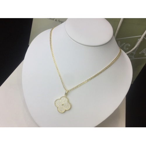 Van Cleef & Arpels Necklaces For Women #996454