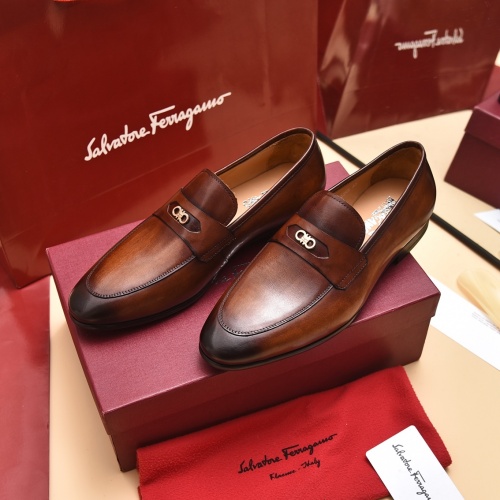 Salvatore Ferragamo Leather Shoes For Men #996736
