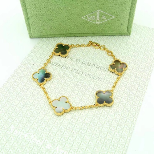 Van Cleef &amp; Arpels Bracelet For Women #997374 $36.00 USD, Wholesale Replica Van Cleef &amp; Arpels Bracelets