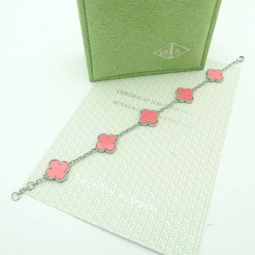 Replica Van Cleef & Arpels Bracelet For Women #997385 $36.00 USD for Wholesale