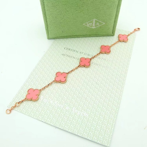 Replica Van Cleef & Arpels Bracelet For Women #997386 $36.00 USD for Wholesale