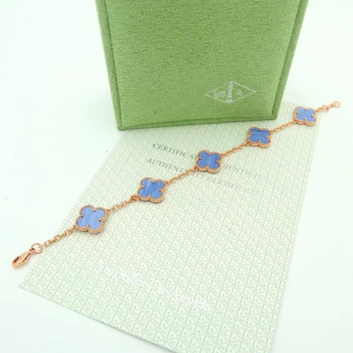 Replica Van Cleef & Arpels Bracelet For Women #997389 $36.00 USD for Wholesale