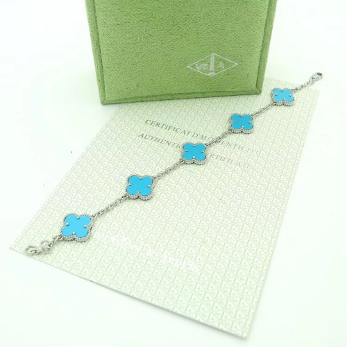 Replica Van Cleef & Arpels Bracelet For Women #997391 $36.00 USD for Wholesale