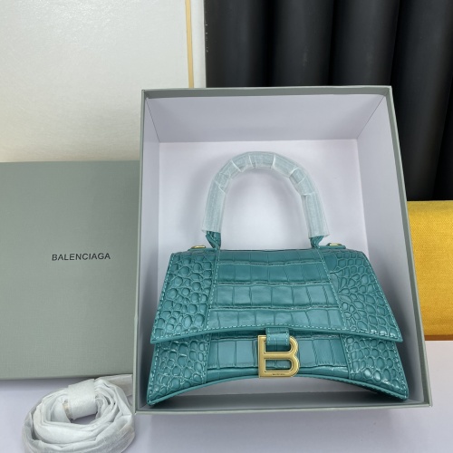 Balenciaga AAA Quality Messenger Bags For Women #997553