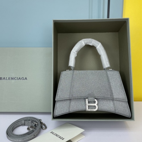 Balenciaga AAA Quality Messenger Bags For Women #997555