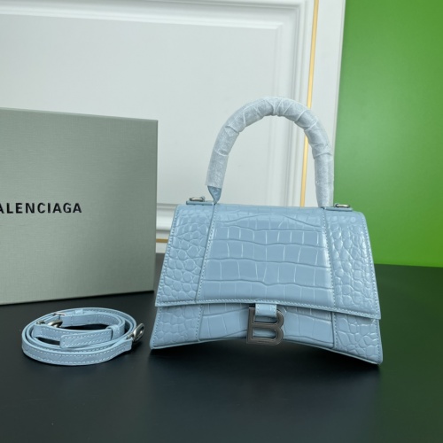 Balenciaga AAA Quality Messenger Bags For Women #997556