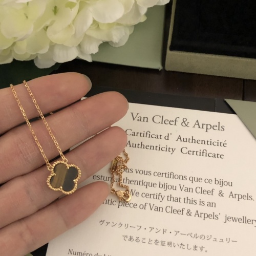 Replica Van Cleef & Arpels Necklaces For Women #997559 $27.00 USD for Wholesale