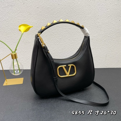 Valentino AAA Quality Messenger Bags For Women #997581