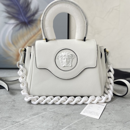 Versace AAA Quality Messenger Bags For Women #997607