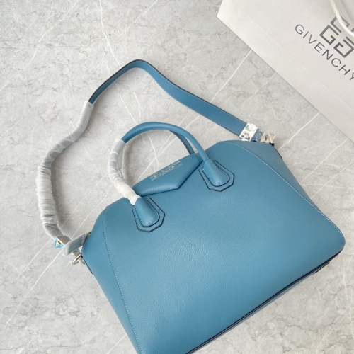 Replica Givenchy AAA Quality Handbags For Women #997678 $182.00 USD for Wholesale