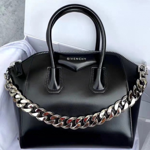 Givenchy AAA Quality Handbags For Women #997683