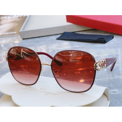 Salvatore Ferragamo AAA Quality Sunglasses #997960
