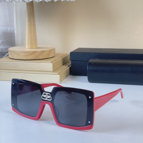 Balenciaga AAA Quality Sunglasses #998102
