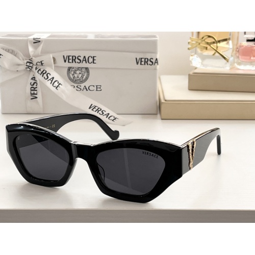 Versace AAA Quality Sunglasses #998196