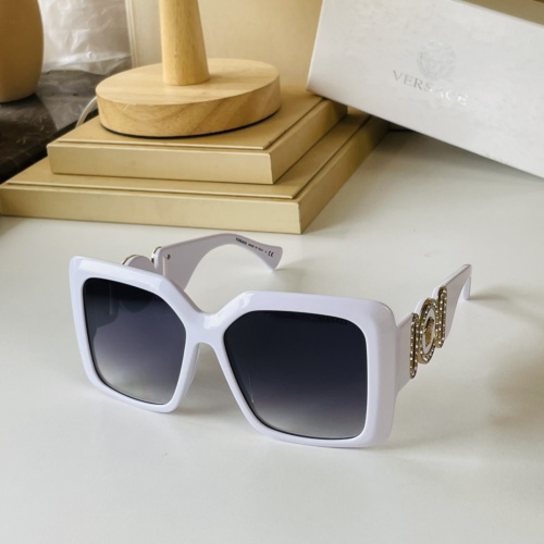 Versace AAA Quality Sunglasses #998202